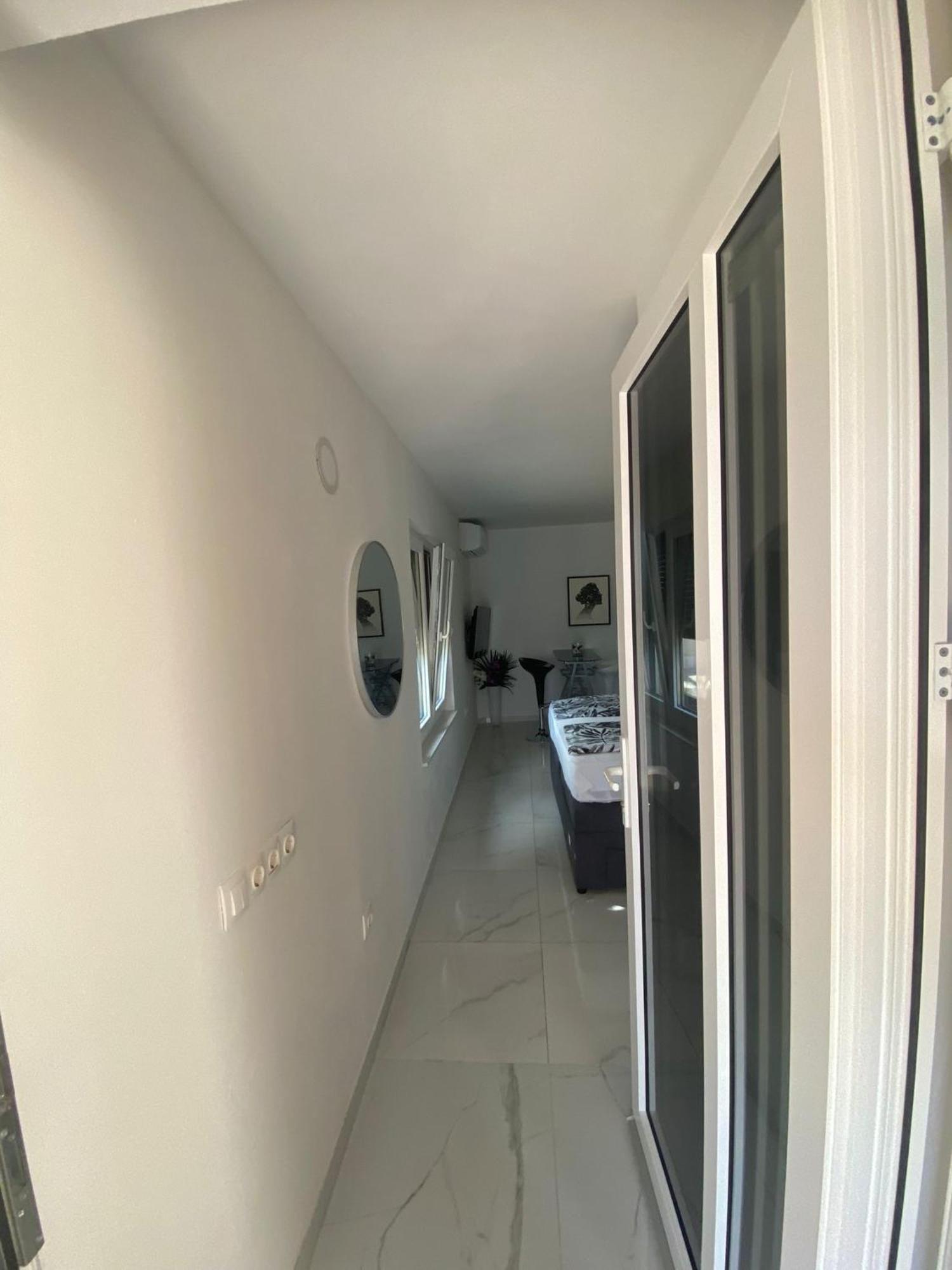 Villa Mara Crikvenica Exteriör bild