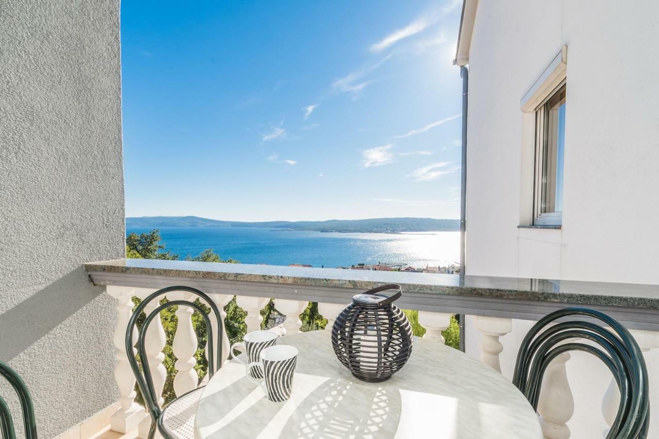 Villa Mara Crikvenica Exteriör bild